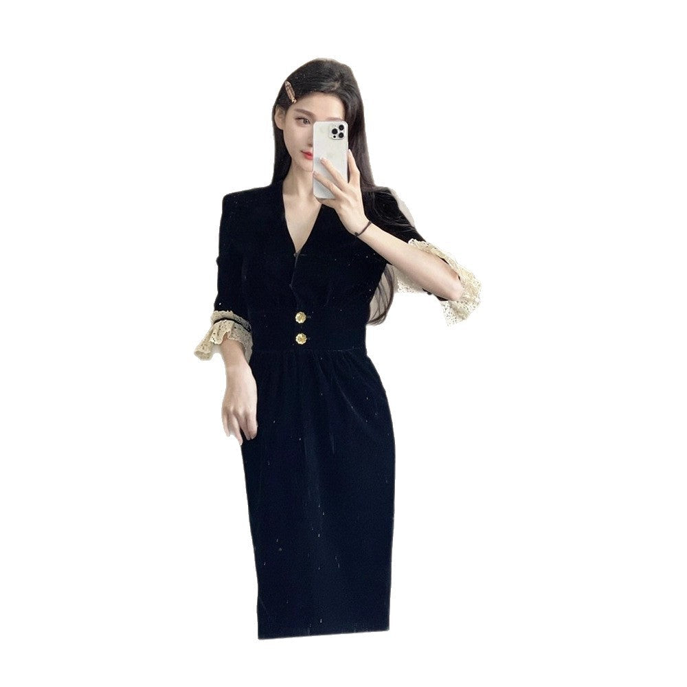 Damen elegantes Kleid mit Spitzenärmeln und dekorativen Knöpfen