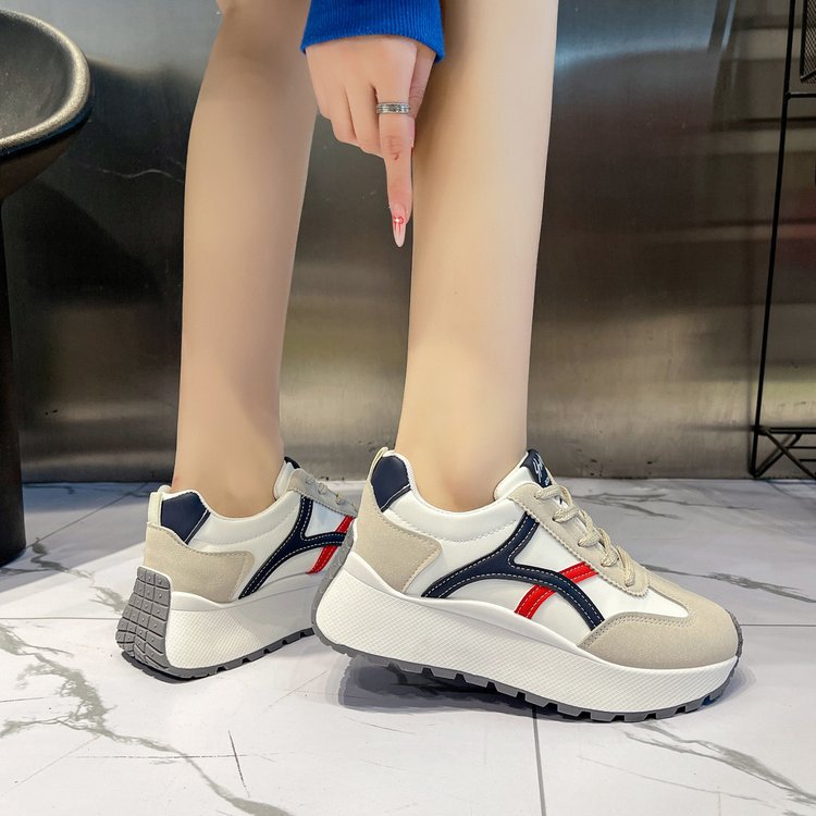 Damen Freizeit Sneakers mit sportlichem Design und komfortabler Dämpfung R&B