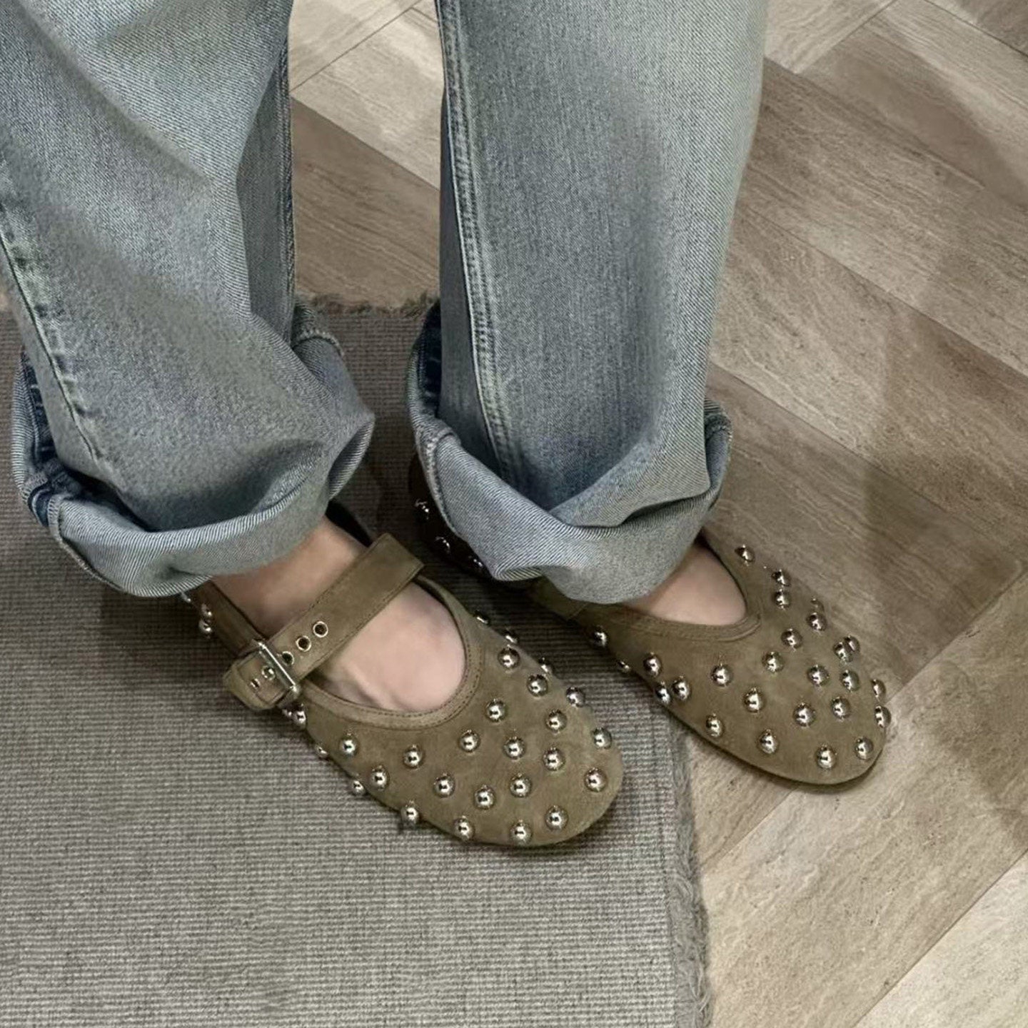 Damen Modische Ballerinas mit dekorativen Schmuckdetails
