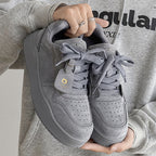 Damen Sportliche Sneakers aus hochwertigem Veloursleder mit dämpfendem Sohlenprofil R&B