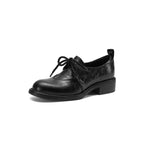 Damen Schnürschuhe mit moderner Zurückhaltbarkeit von R&B