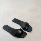 Damen Flache Pantoletten mit breitem Riemendesign und komfortabler Sohle R&B