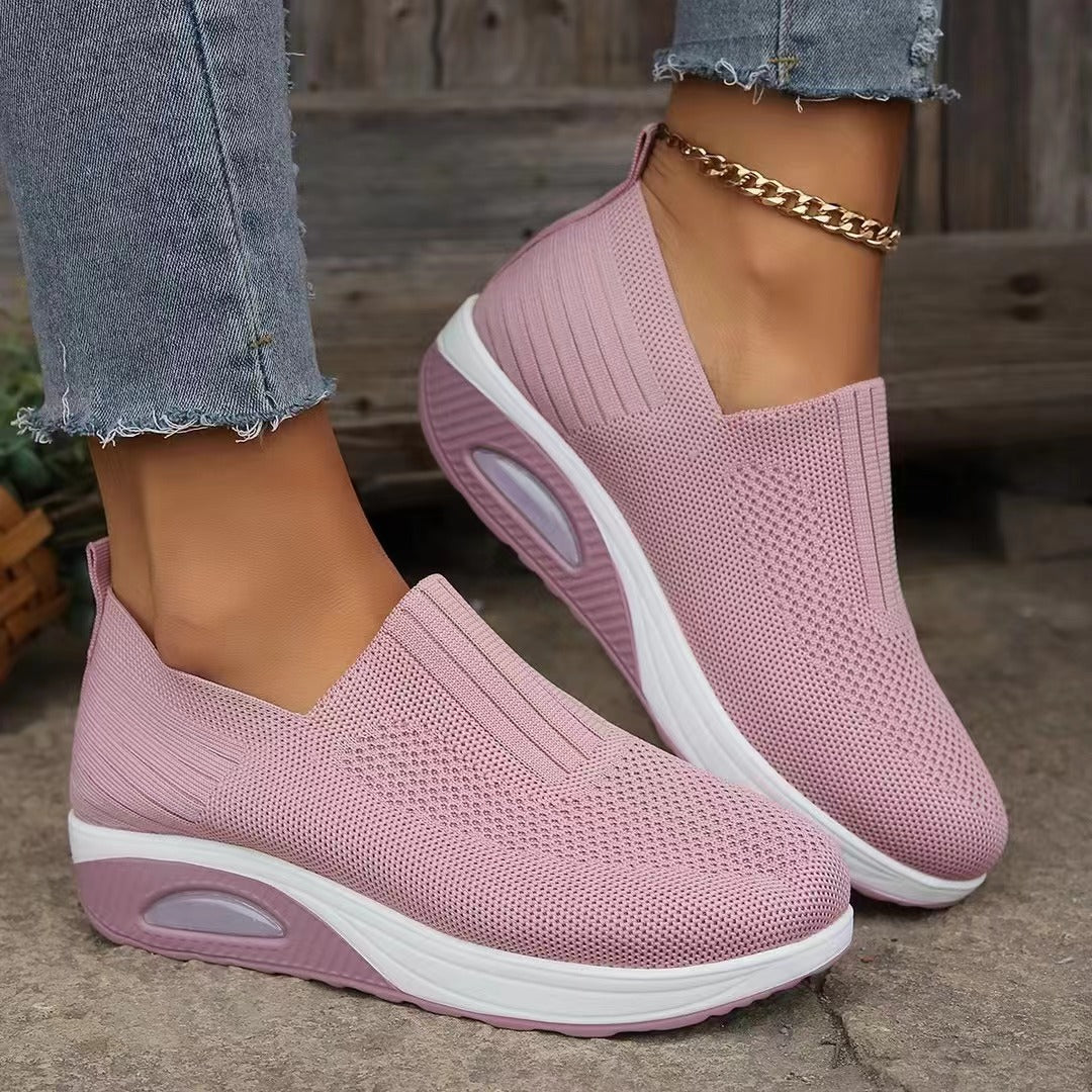 Damen Sportliche Slip-On Sneakers mit atmungsaktiver Oberstruktur R&B