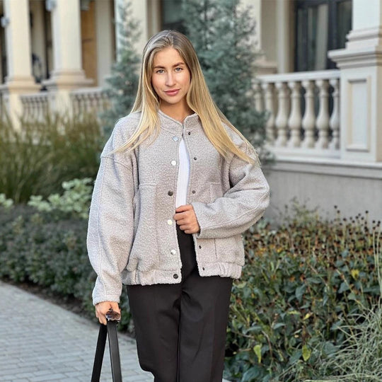 Damen Oversized Fleecejacke mit Druckknöpfen und praktischen Taschen R&B
