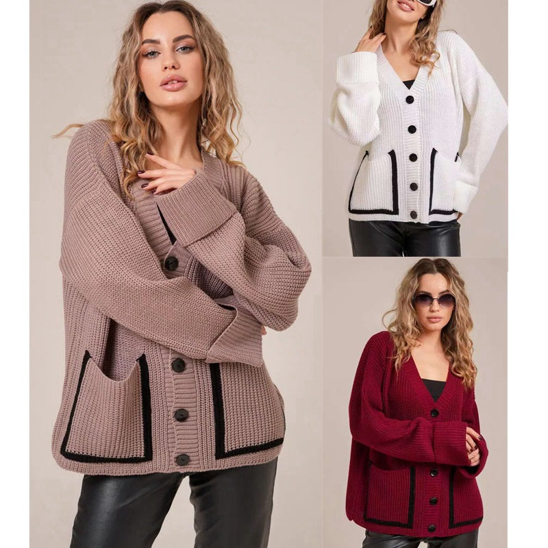 Damen Strickjacke mit modischem Schnitt und praktischen Knöpfen