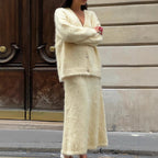 Damen Weicher Strickcardigan mit V-Ausschnitt und Knopfdetails R&B