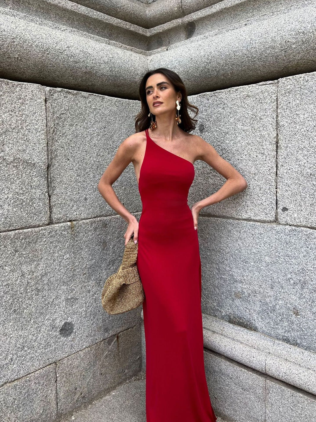 Damen Abendkleid mit asymmetrischem Design und elegantem Schlitz R&B