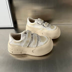 Damen Sportliche Sneakers mit verstellbarem Klettverschluss und luftiger Silhouette R&B
