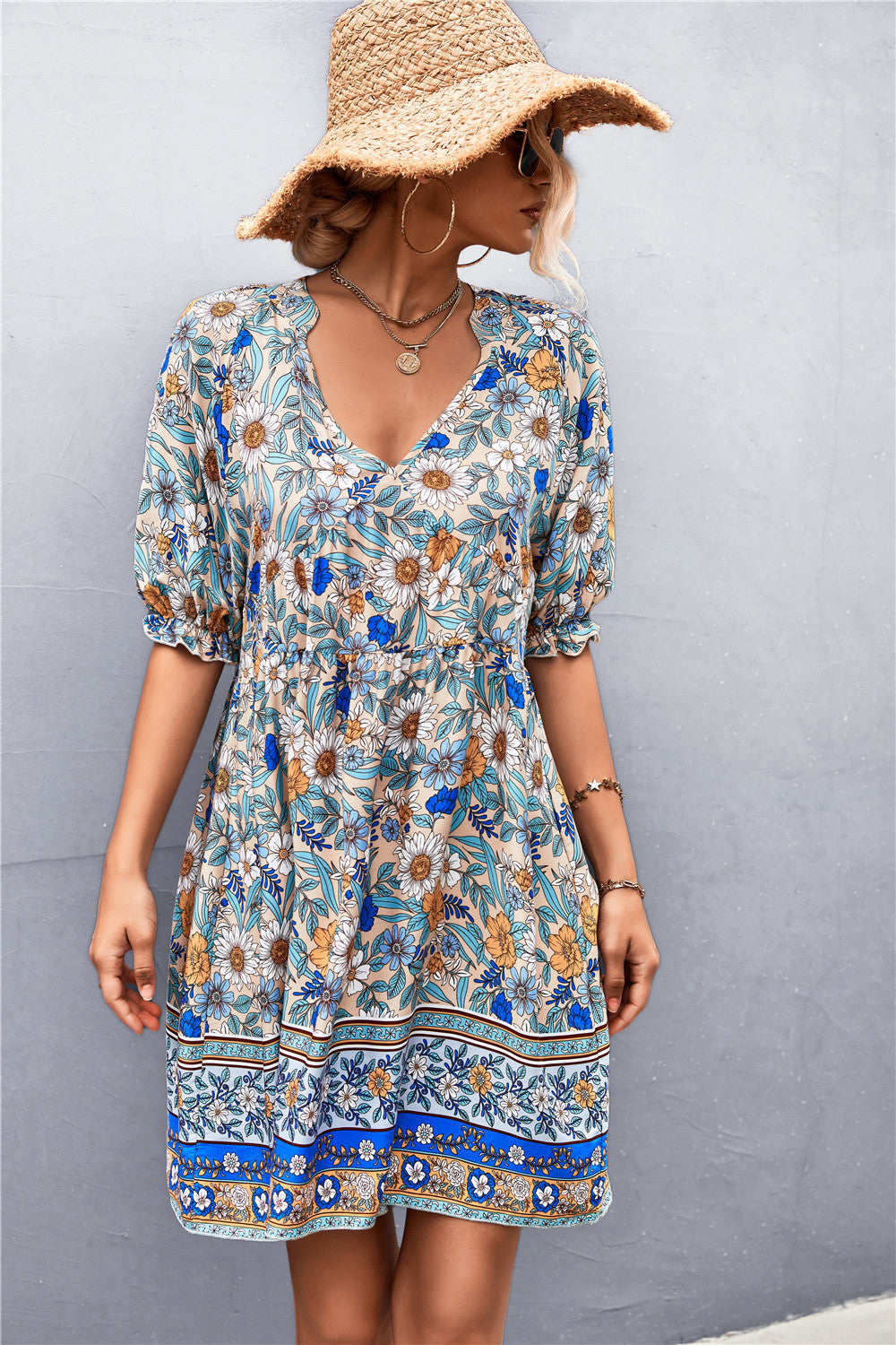 Damen Freizeitkleid mit floralem Design und weich fließendem Stoff R&B