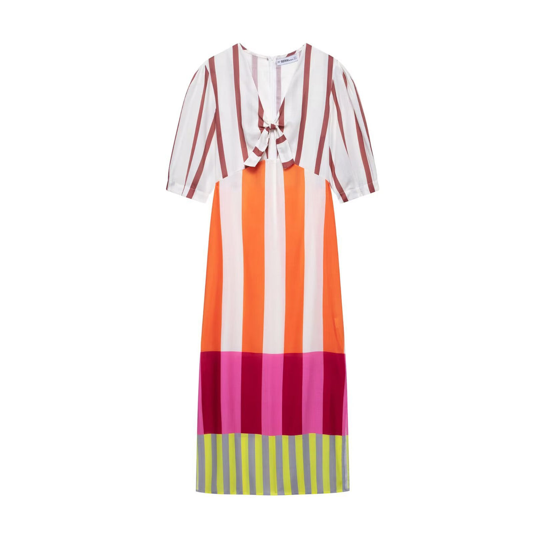 Damen Maxikleid mit aufregendem Streifenmuster und femininem Tailleneffekt R&B
