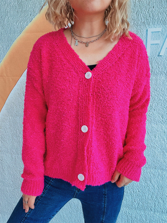 Damen kuschelige Strickjacke mit Knopfdetails und lässigem Schnitt R&B