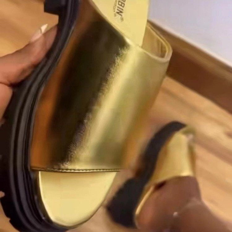 Damen Komfortable Wedge-Pantoletten mit trendigem Design R&B