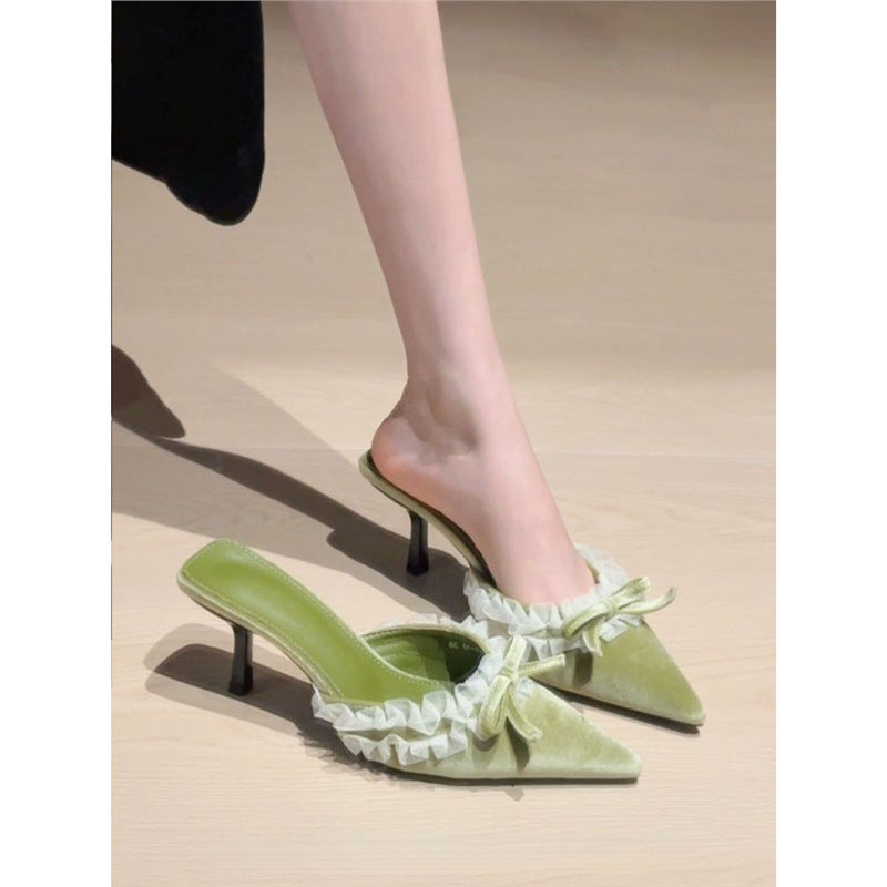 Damen elegante Mules mit Rüschendetails und gepunktetem Design R&B