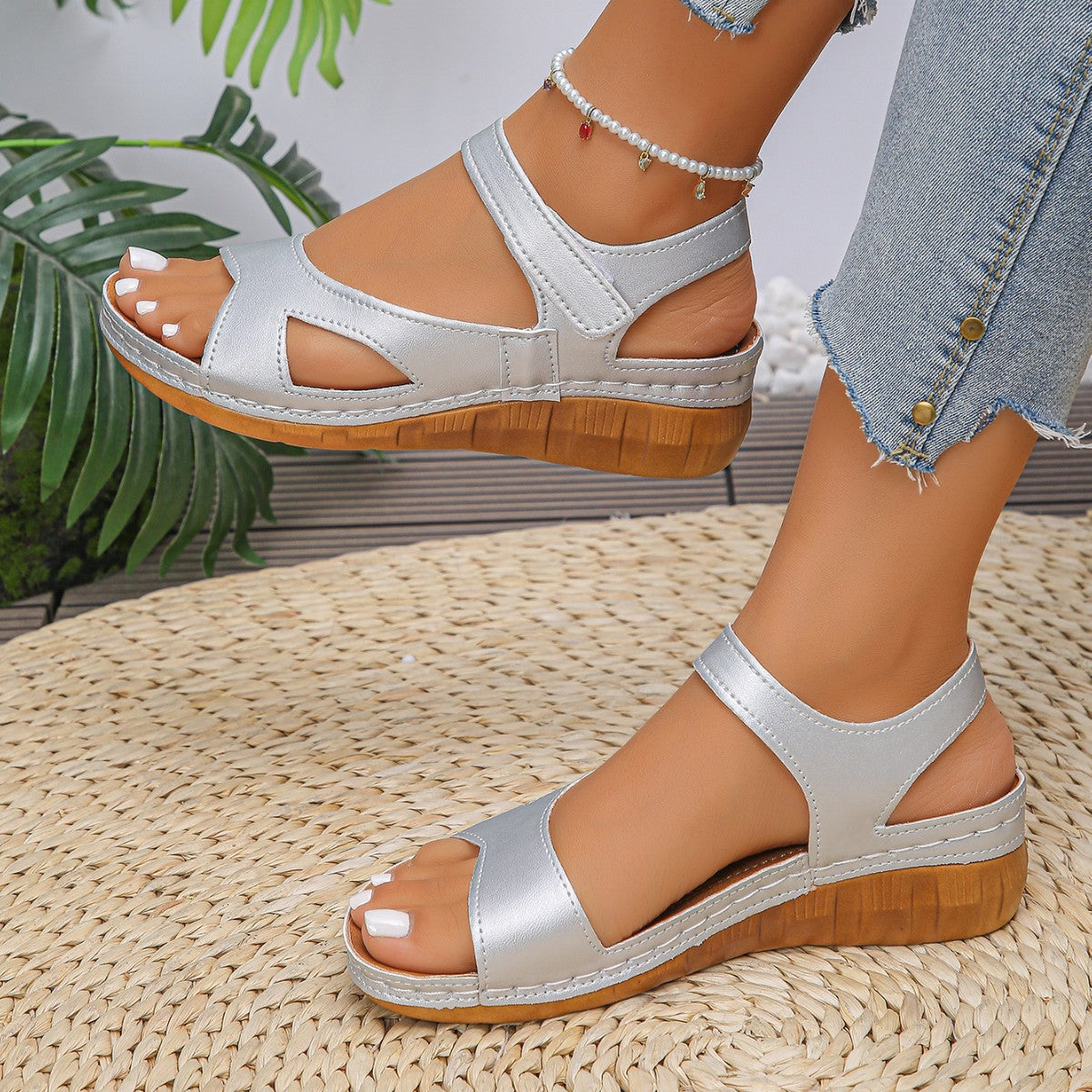 Damen elegante Wedge-Sandalen mit komfortablem Riemendesign und natürlicher Holzsohle R&B