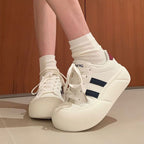 Damen modische Plattform Sneakers mit einzigartigem Schnürsystem