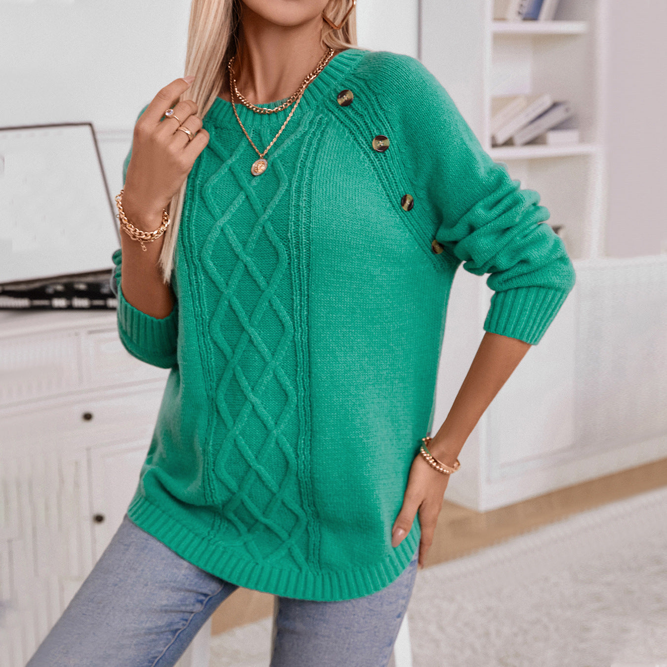 Damen Strickpullover mit dekorativem Zopfmuster und Knopfdetails
