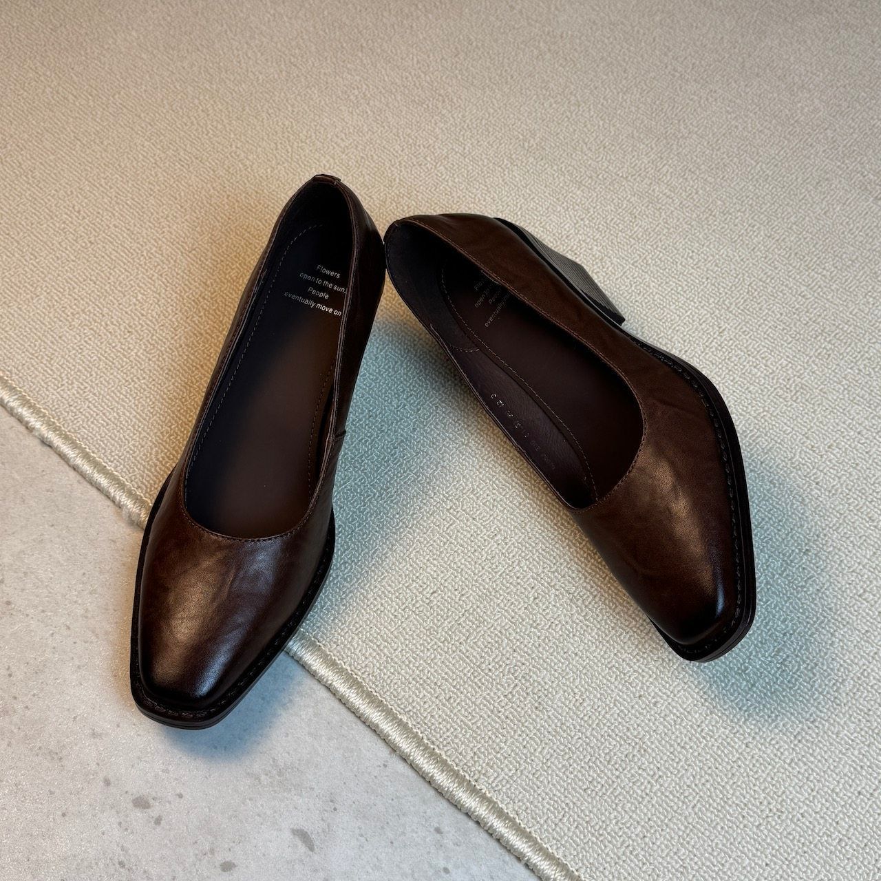 Damen Elegante Stiefeletten mit quadratischer Zehenform und bequemem Blockabsatz