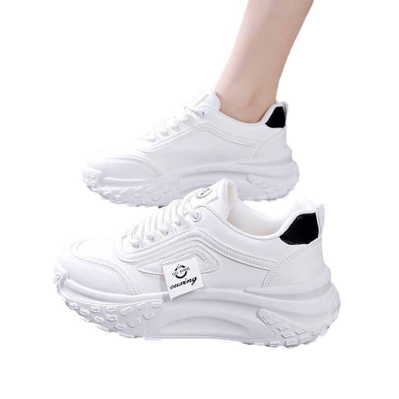Damen Sportliche Sneakers mit dynamischer Sohle und modernem Design