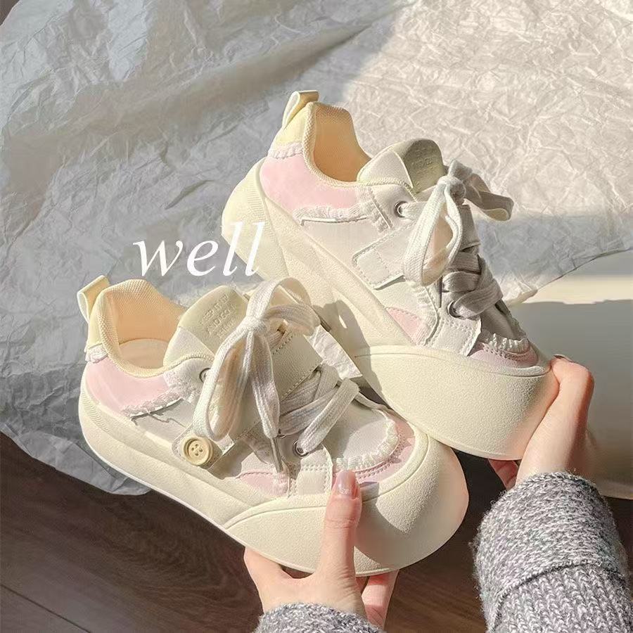 Damen Sportliche Sneakers mit besonderem Schnürsystem und bequemem Fußbett R&B