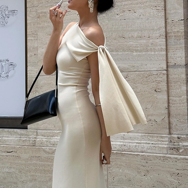 Damen Maxikleid mit asymmetrischem Ausschnitt und raffiniertem Schleifendetail R&B