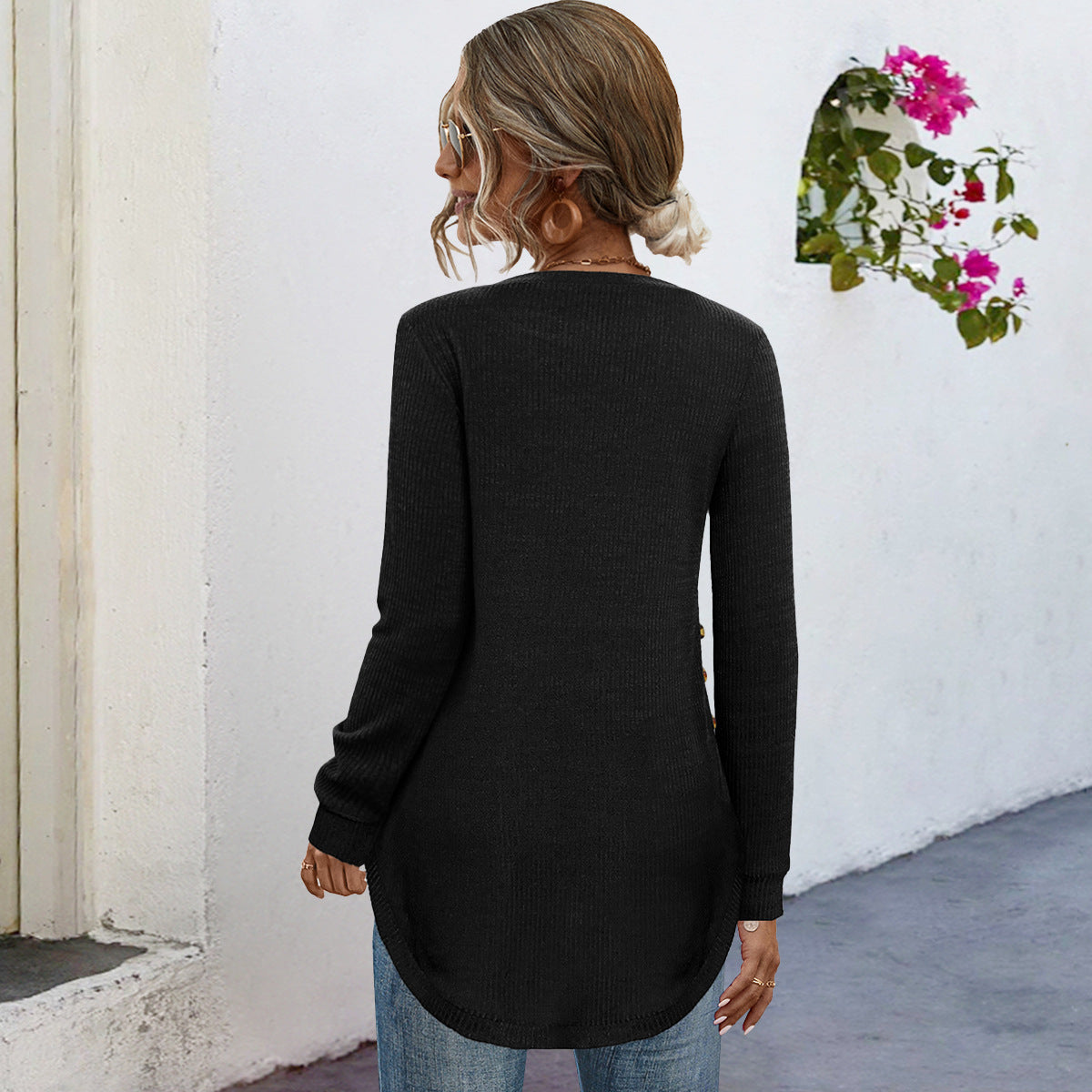 Damen Langarmshirt mit Knopfdetails und asymmetrischem Schnitt R&B