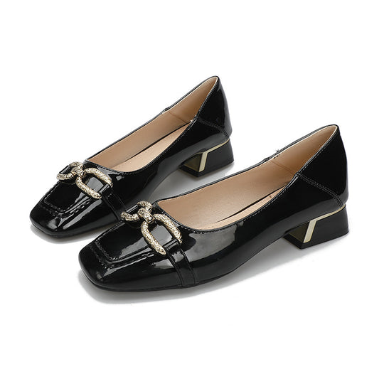 Damen Elegante Blockabsatz Pumps mit detailverzierter Schnalle R&B