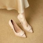 Damen Hochglanz Pumps mit dekorativem Schleifenakzent