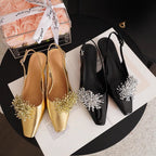 Damen Slingback-Pumps mit funkelnden Metallapplikationen und elegantem Design