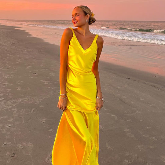 Damen Sommerliches Maxikleid mit elegantem V-Ausschnitt und fließender Silhouette R&B