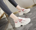 Damen Fashion Sneakers mit atmungsaktiver Mesh-Oberfläche und dämpfender Sohle