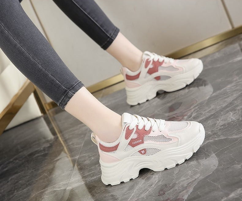 Damen Fashion Sneakers mit atmungsaktiver Mesh-Oberfläche und dämpfender Sohle