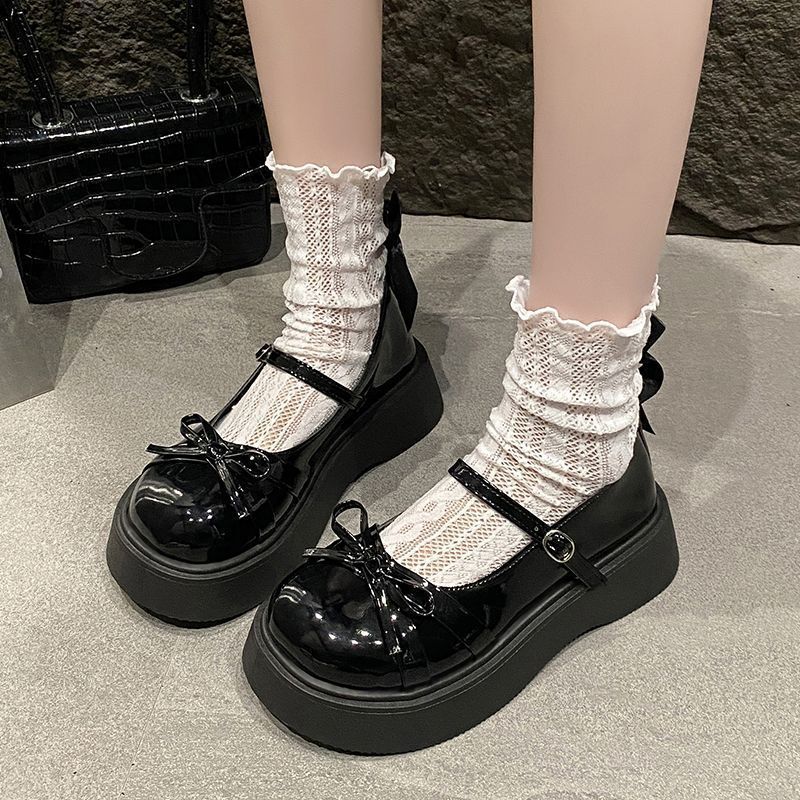 Damen Schicke Plateau-Schuhe mit glänzendem Obermaterial und dekorativem Riemchen R&B