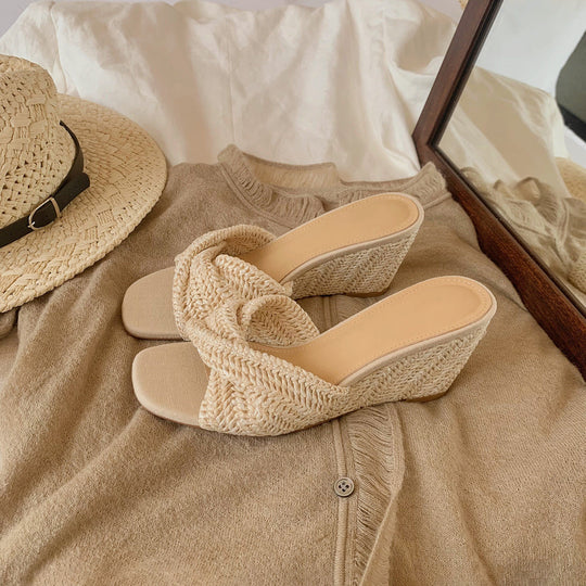 Damen Keil-Sandalen mit geflochtener Vorderpartie R&B