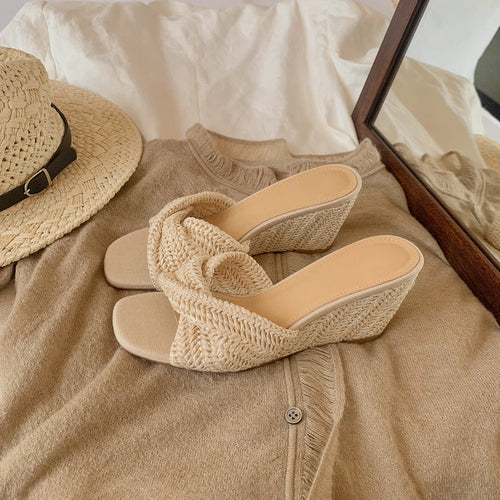 Damen Keil-Sandalen mit geflochtener Vorderpartie R&B