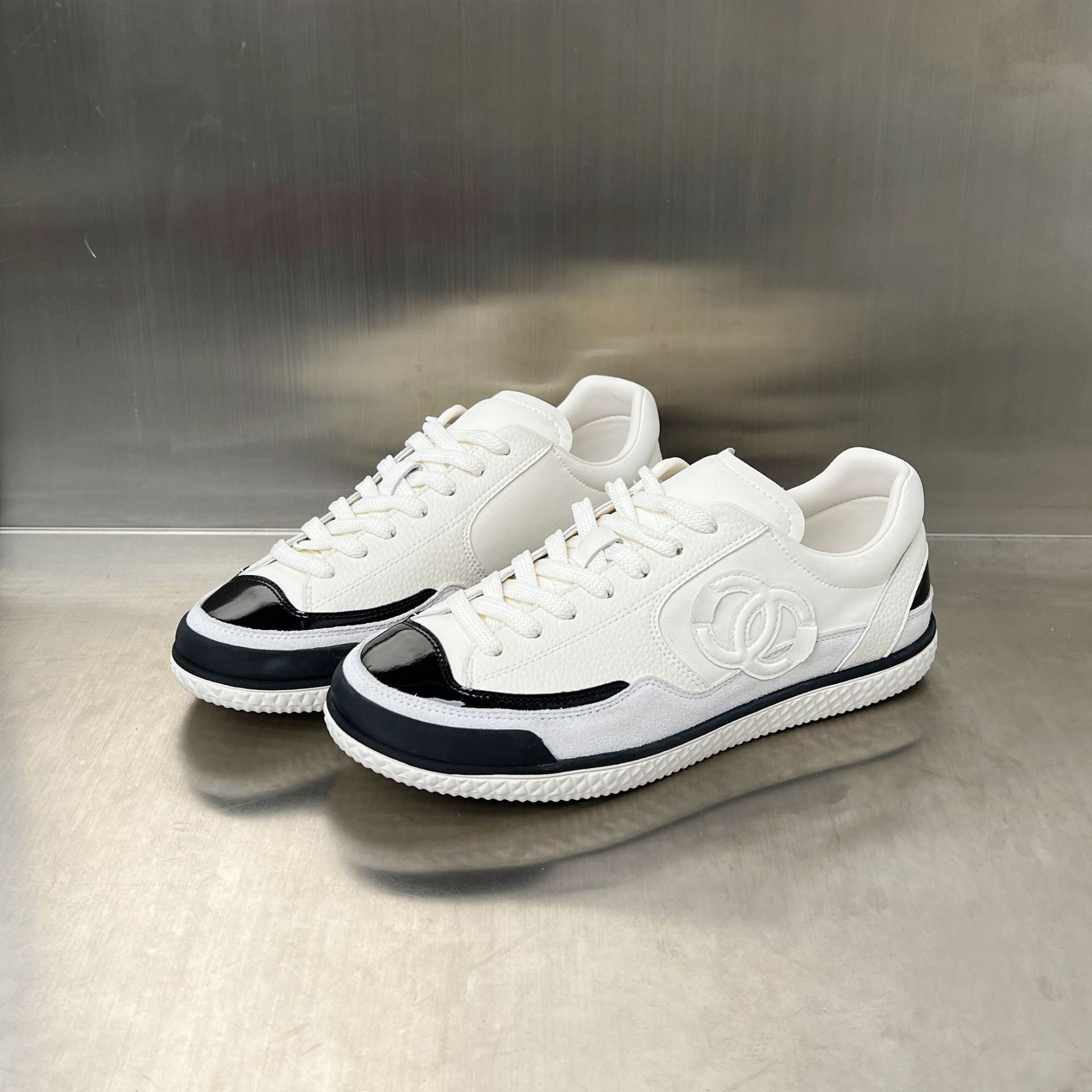 Damen multifunktionale Sneakers mit ergonomischem Fußbett und rutschfester Sohle R&B