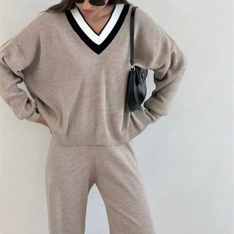 Damen gemütlicher V-Ausschnitt Pullover mit gestreiftem Kragen R&B