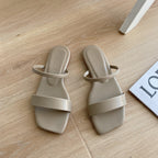 Damen Minimalistische Riemensandaletten mit elegantem Design und bequemer Fußbettgestaltung