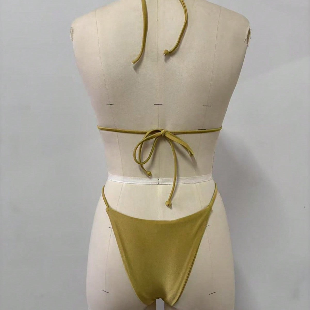 Damen Triangel-Bikini-Set mit modischen Metallringen R&B