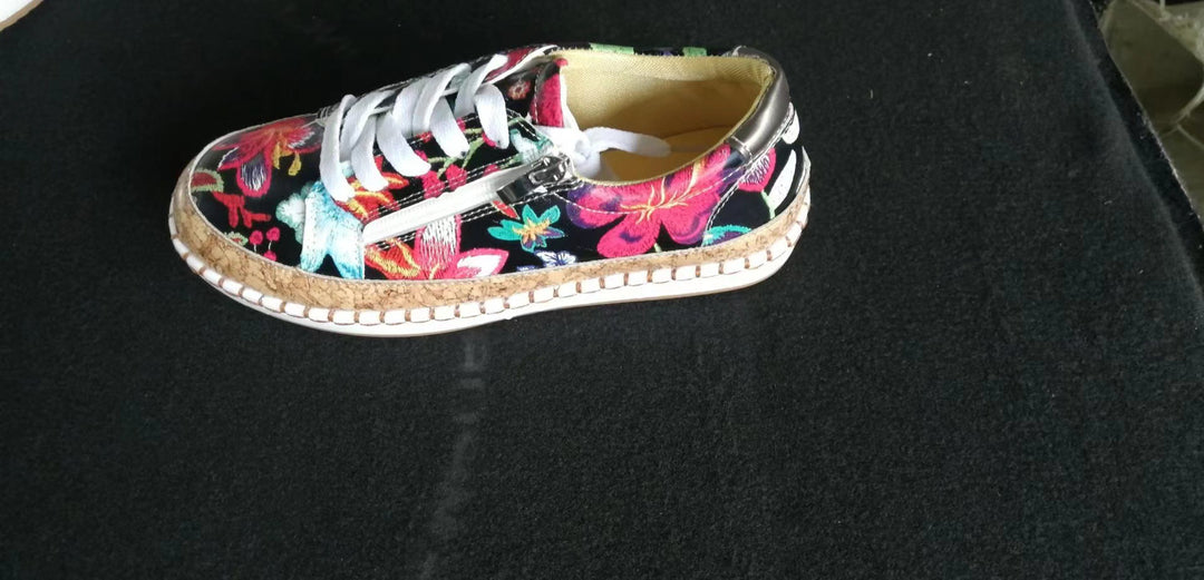 Damen modische Sneaker im kreativen Blumenmuster R&B