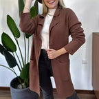 Damen Elegante und bequeme Übergangsjacke mit praktischen Taschen R&B