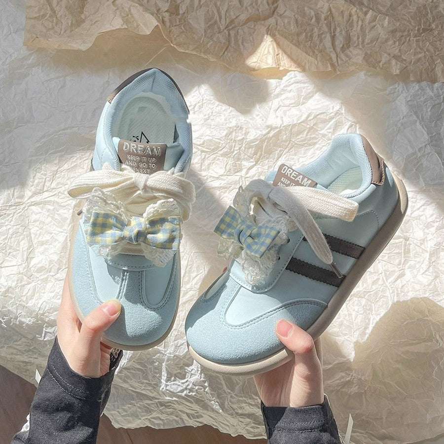 Damen Verspielte Sneakers mit innovativem Schleifendetail und atmungsaktiver Konstruktion