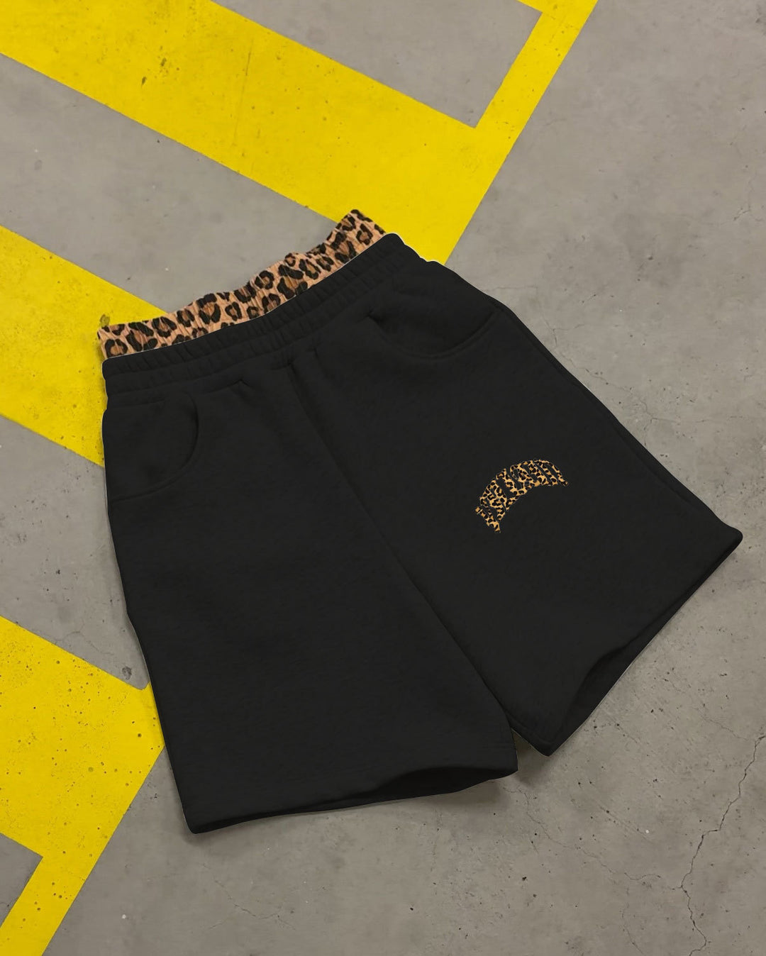 Damen nan gemütliche Jogginghose mit ausgestellter Beinform, elastischem Leo-Bund und seitlichen Eingrifftaschen R&B