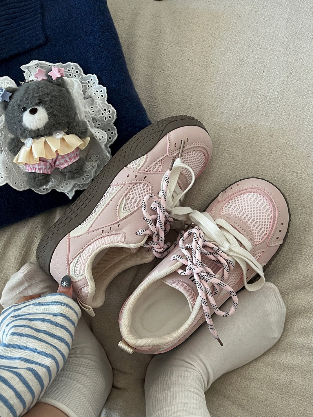 Damen Sportliche Sneakers mit atmungsaktiver Obermaterialstruktur R&B
