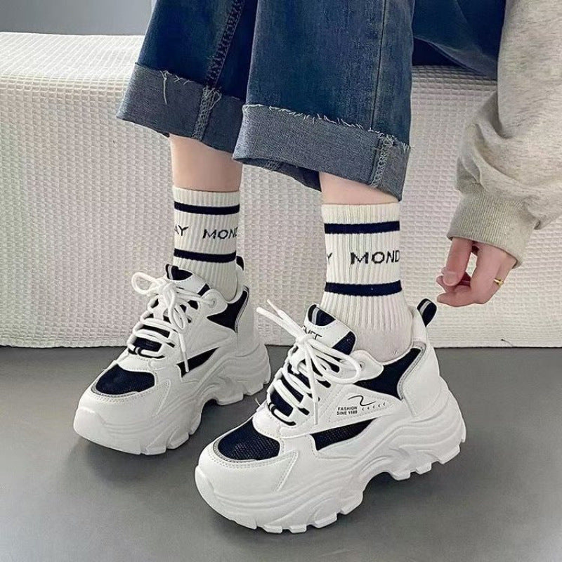 Damen Sportliche Sneakers mit atmungsaktiver Netzstruktur und dämpfender Sohle R&B