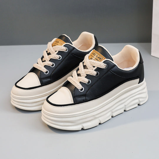 Damen Platform Sneakers mit robustem Sohlenprofil und eleganter Schnürung R&B