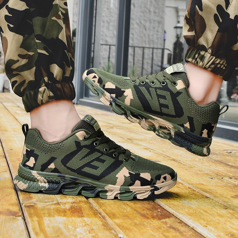 Damen Sportliche Sneakers mit Camouflage-Muster