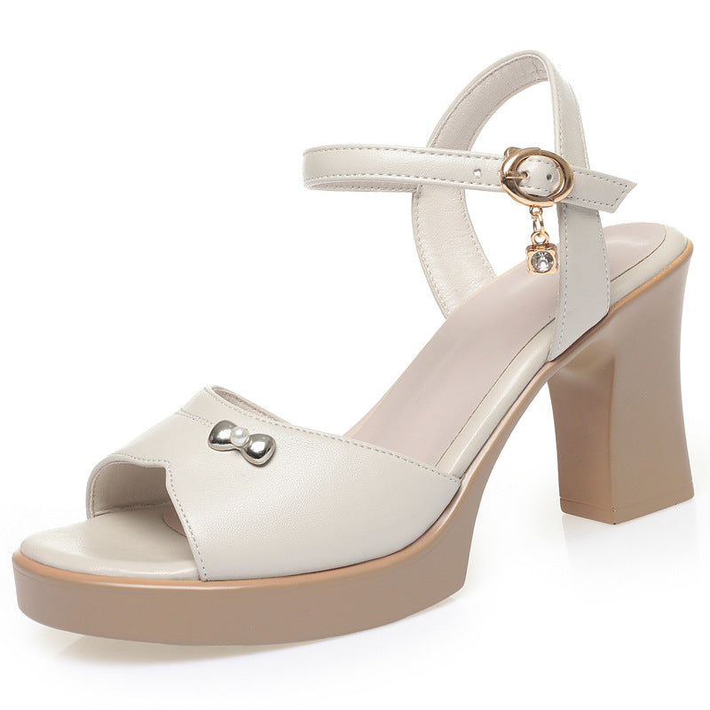 Damen Elegante Keil-Pumps mit modischer Schnallenverzierung R&B
