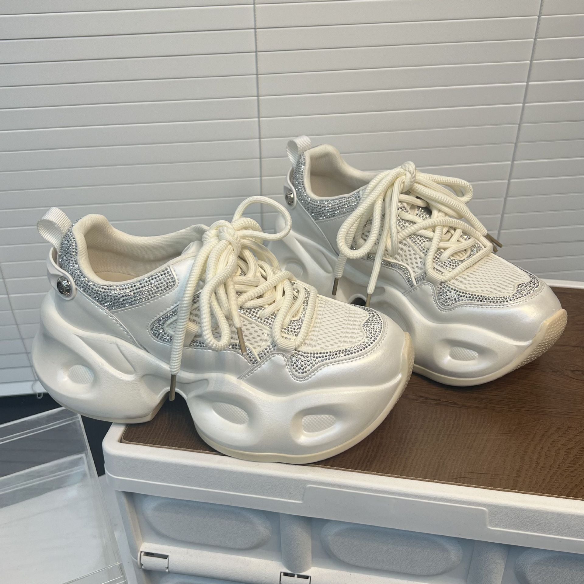 Damen Sportliche Sneakers mit Glitzer-Akzenten und innovativer Dämpfungstechnologie R&B