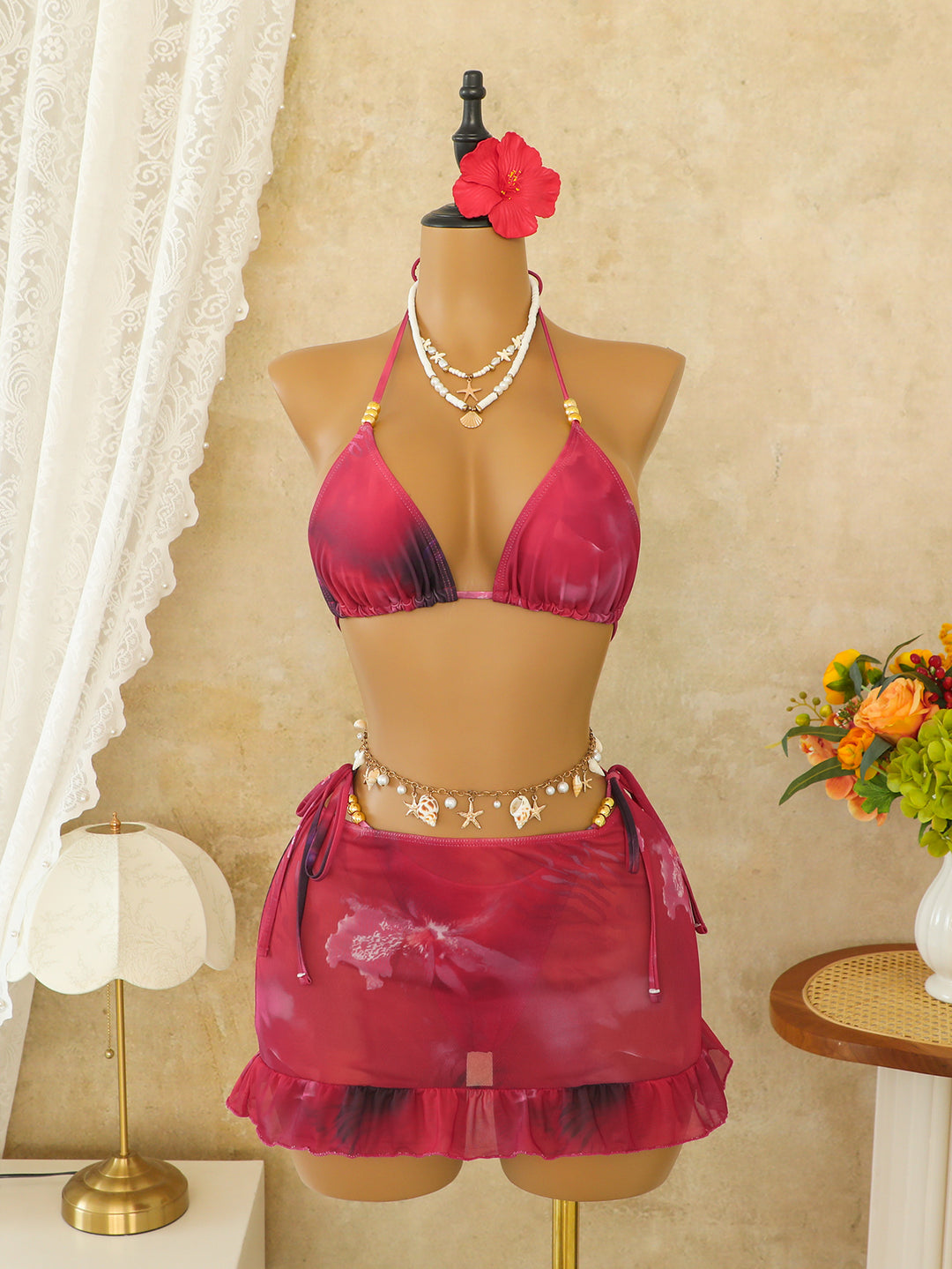 Damen Bikini-Top mit verzierten Bändern und passendem Wickelrock R&B