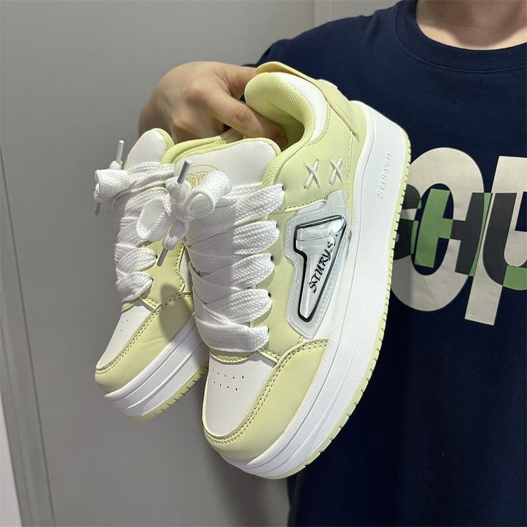 Damen Sneakers mit innovativer Dämpfungstechnologie und stylischem Obermaterial R&B